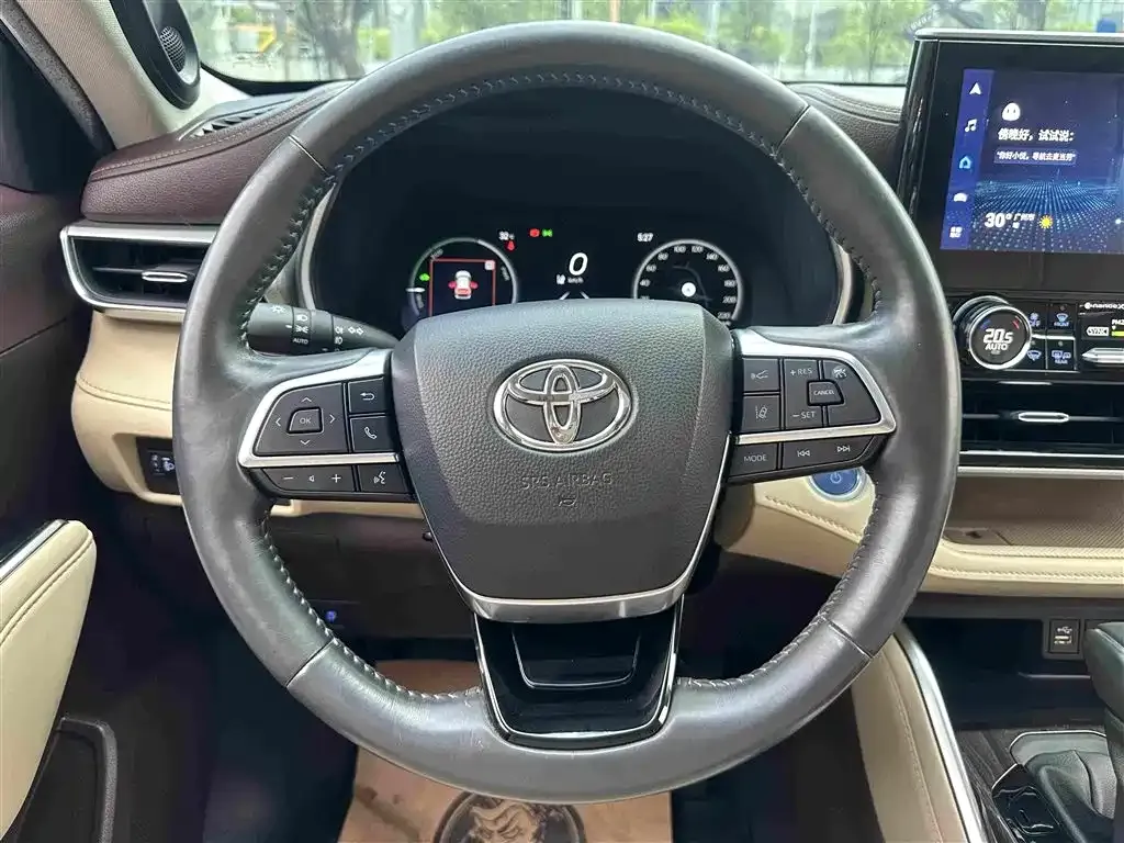 Toyota Highlander — фото 5