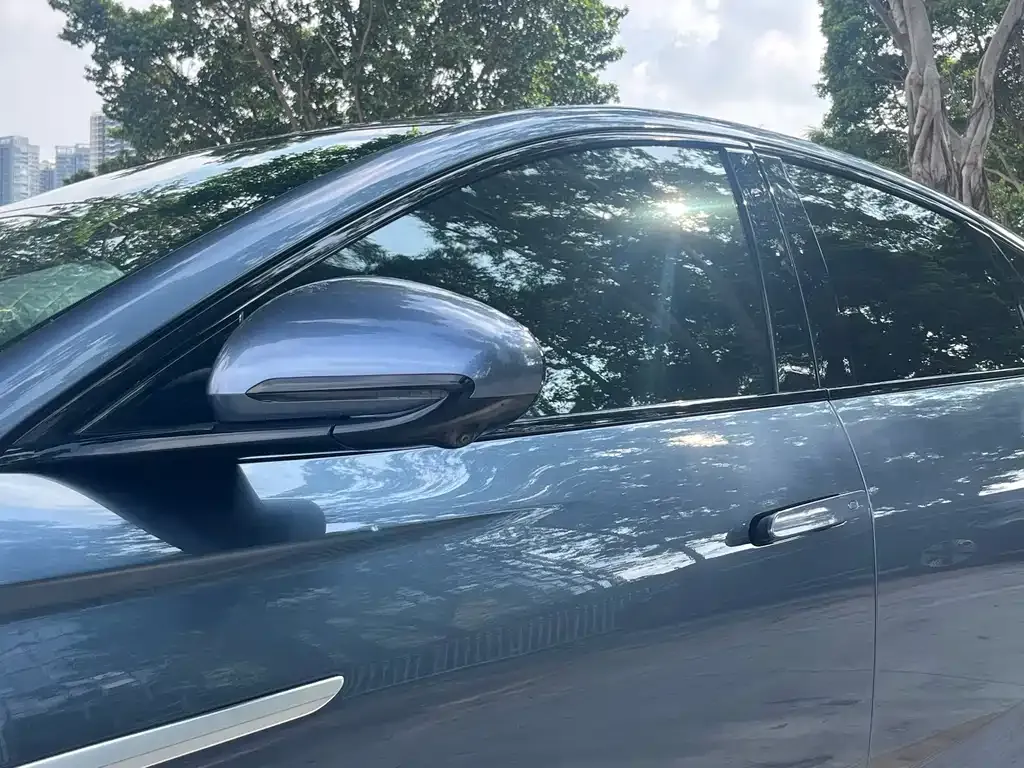 BYD Seal — фото 10