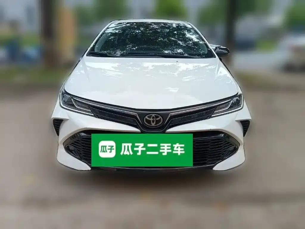 Toyota Corolla — фото 3