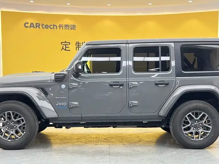 Jeep Wrangler PHEV — фото 7