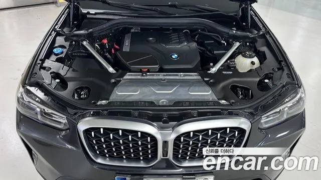 BMW X4 — фото 7