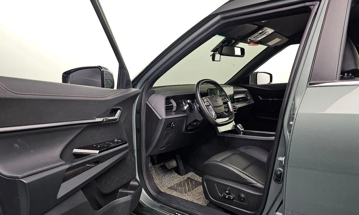 KG Mobility (Ssangyong) Torres — фото 10