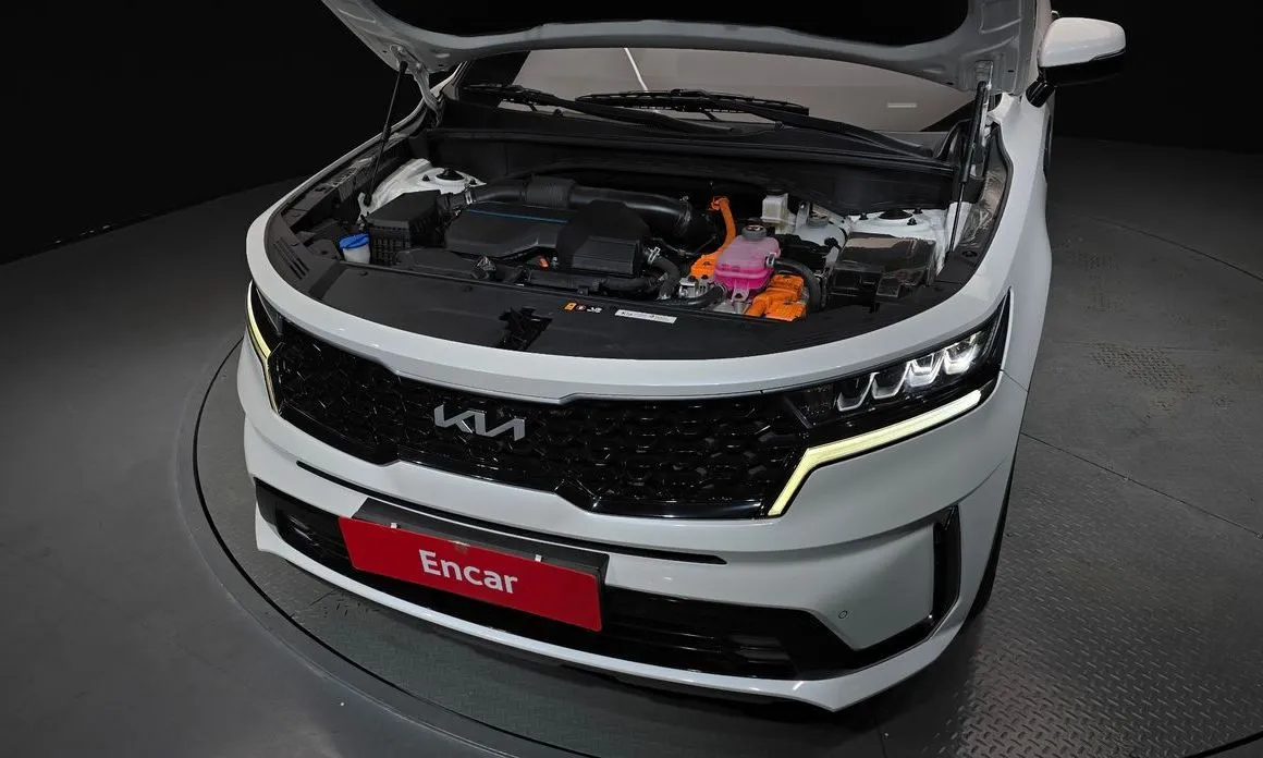 Kia Sorento — фото 9