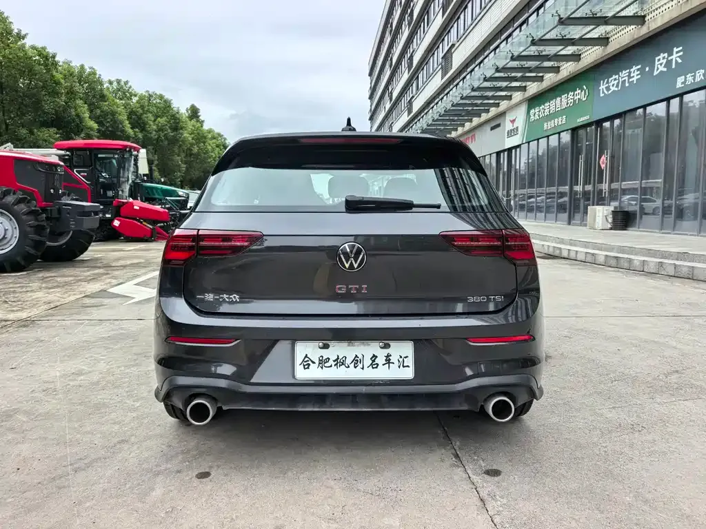 Volkswagen Golf GTI — фото 4
