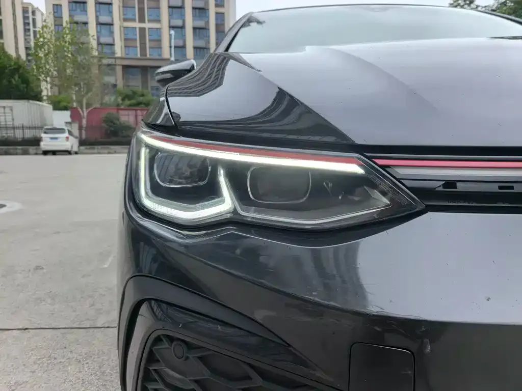 Volkswagen Golf GTI — фото 3