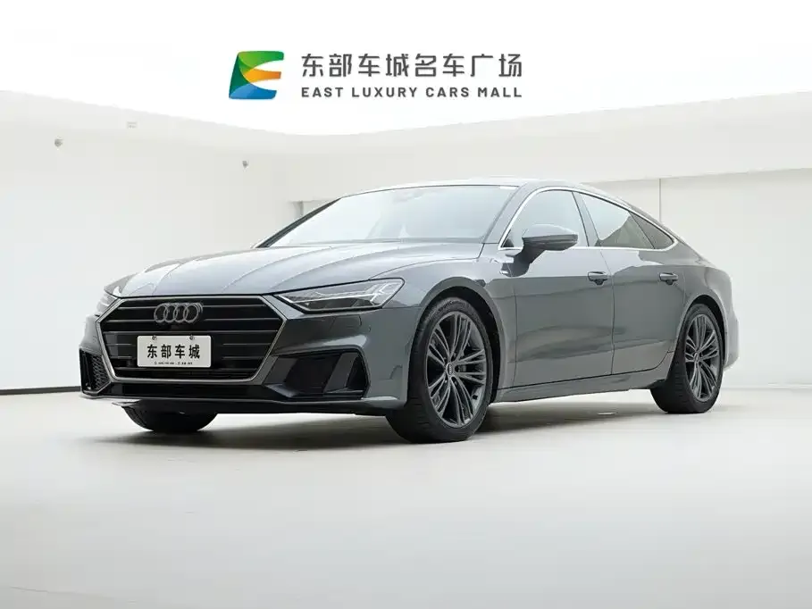 Audi A7 — фото 1
