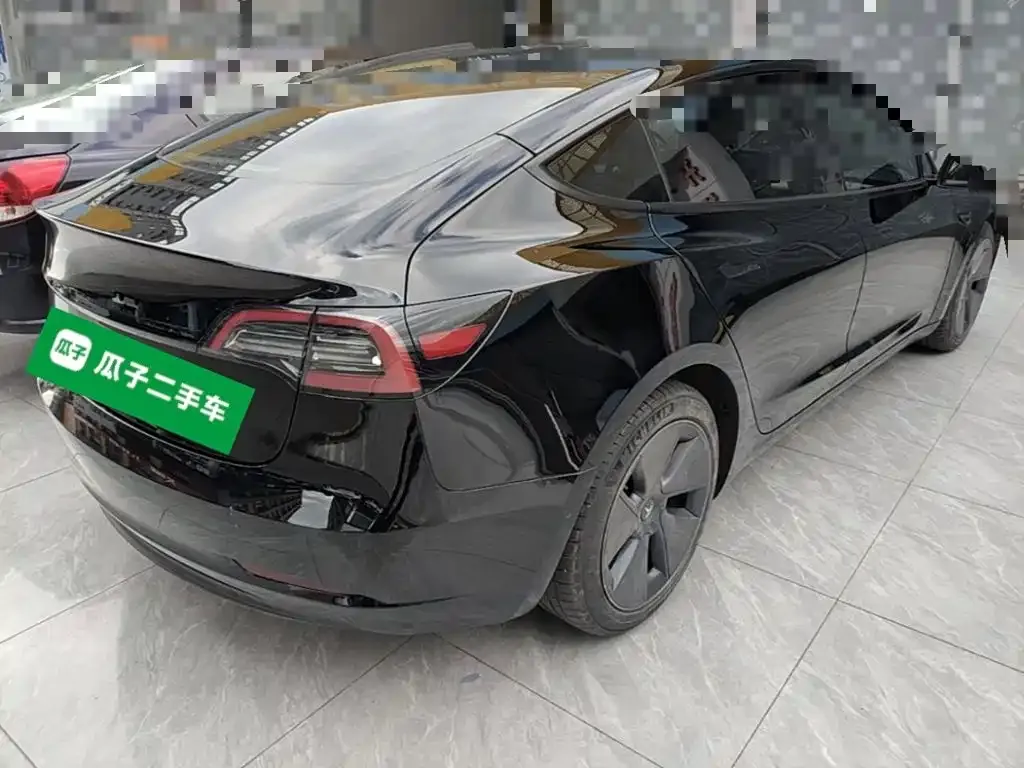 Tesla Model 3 — фото 5