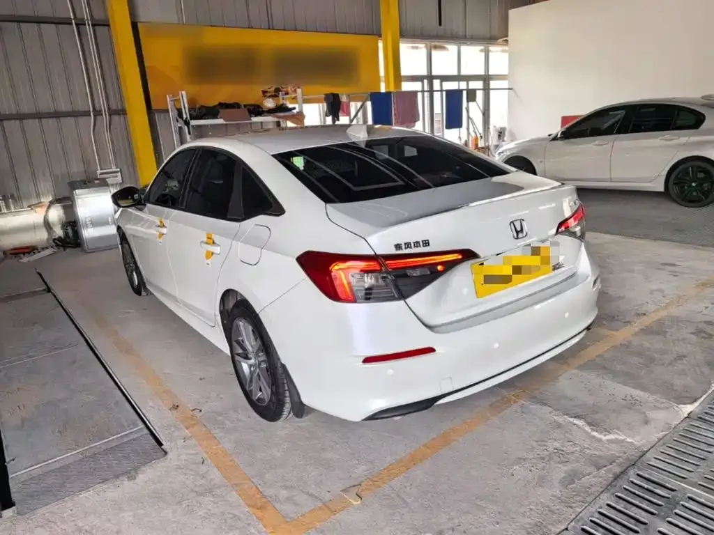 Honda Civic — фото 3