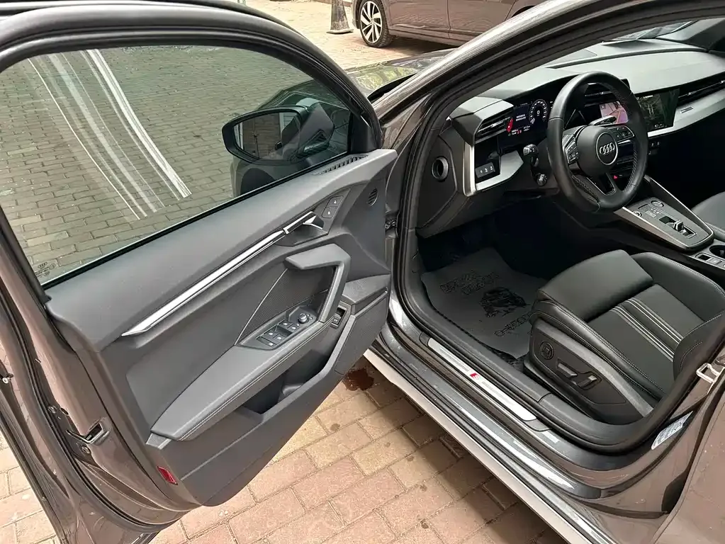 Audi A3 — фото 2