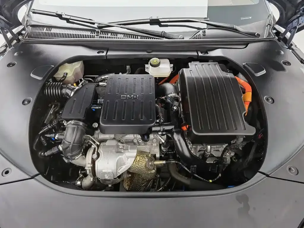 BYD Seal — фото 7