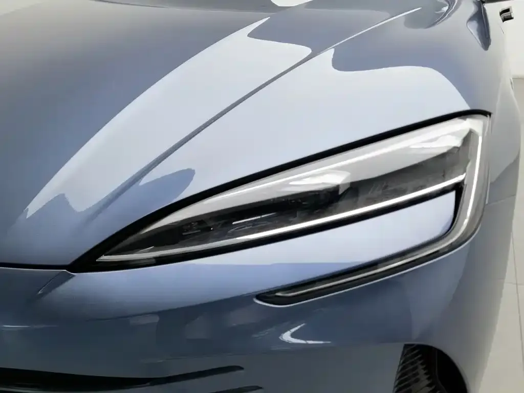BYD Seal — фото 4