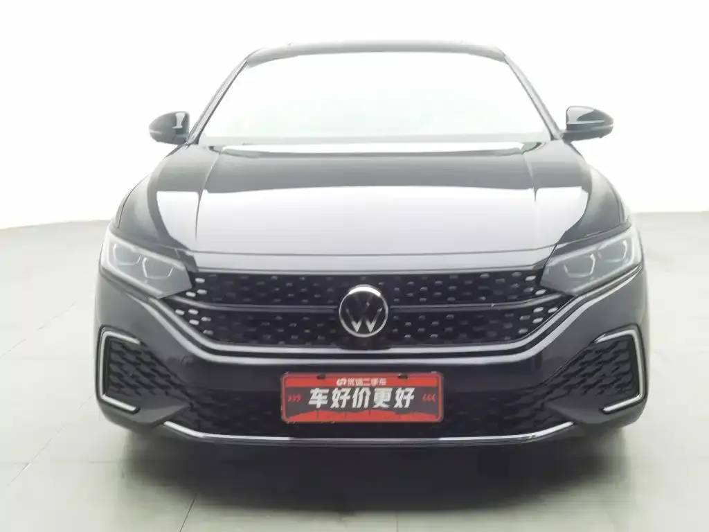 Volkswagen Passat — фото 5