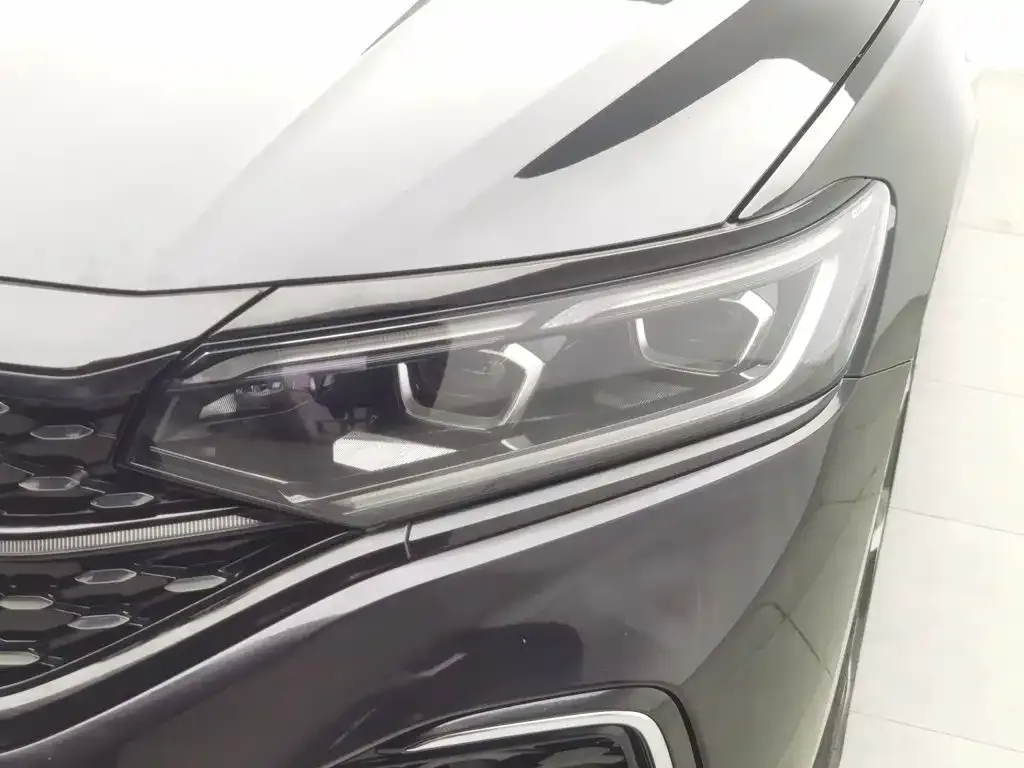 Volkswagen Passat — фото 4