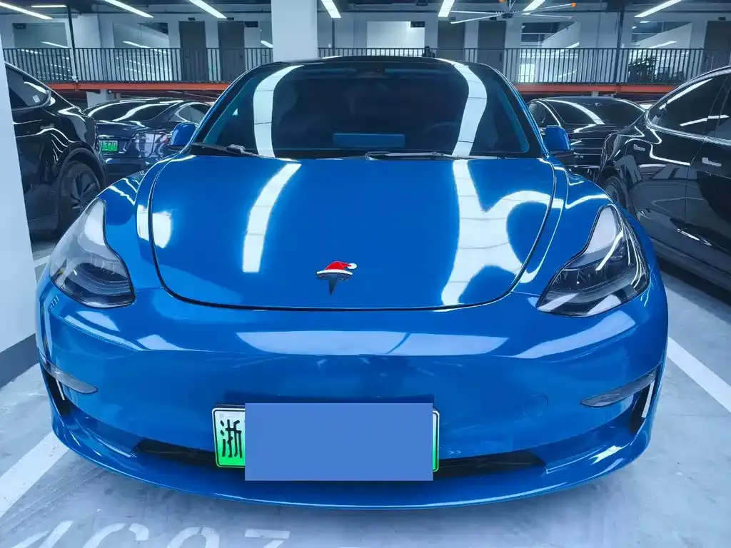 Tesla Model 3 — фото 5