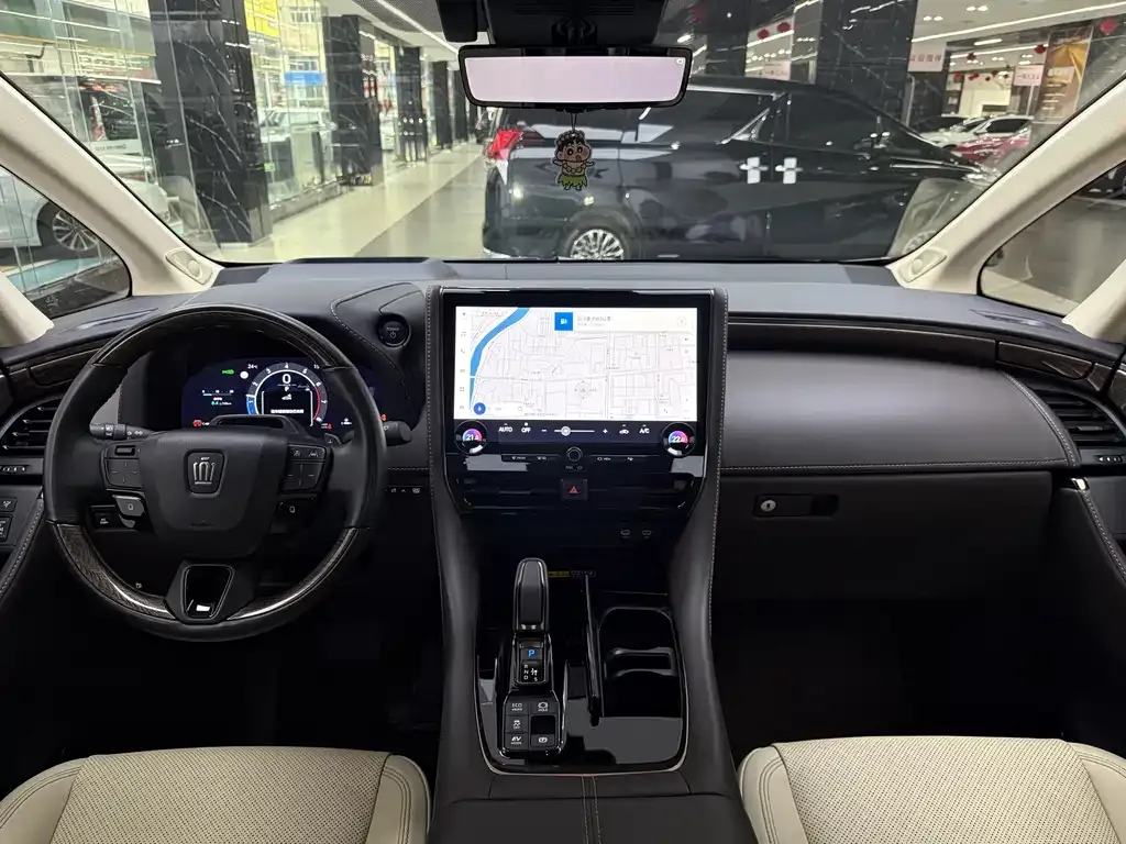 Toyota Vellfire — фото 6