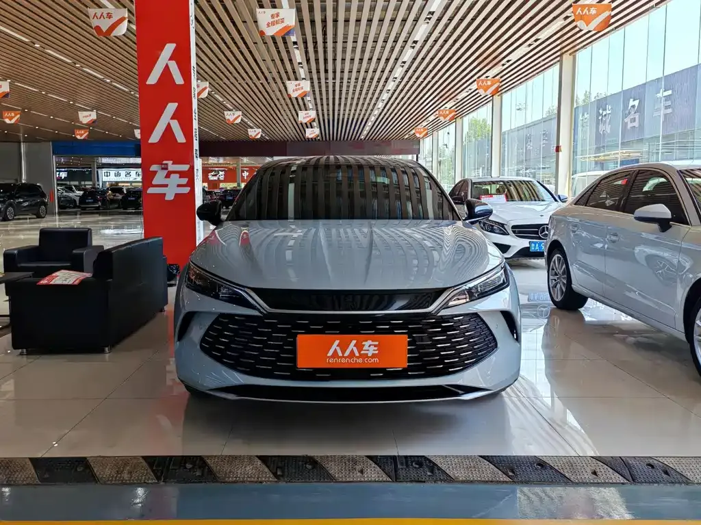 BYD Qin L — фото 6