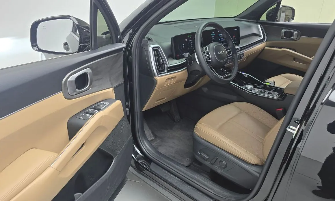Kia Sorento — фото 9