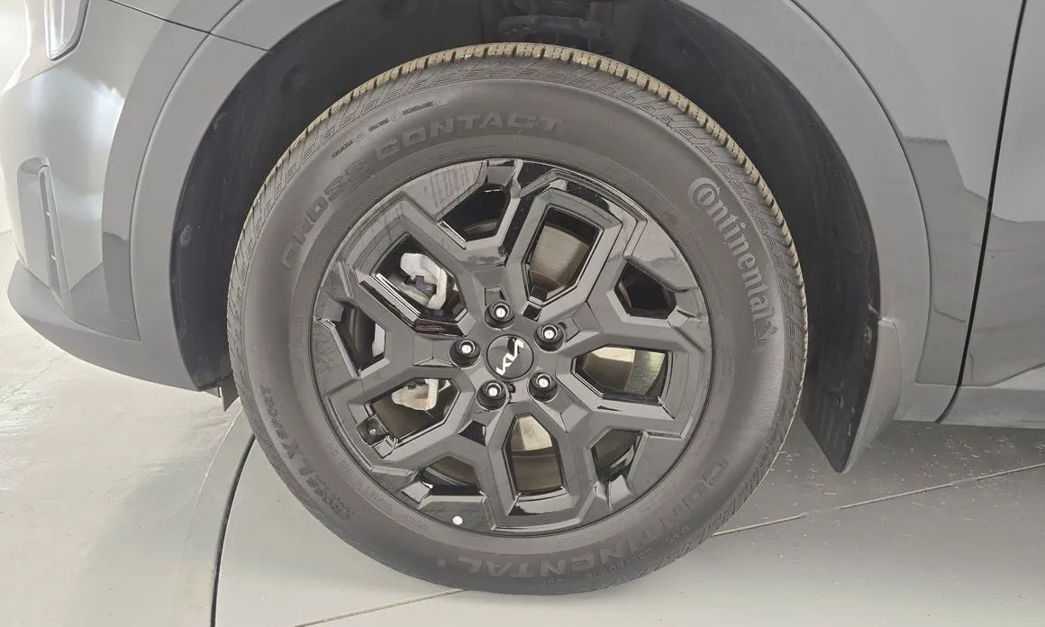 Kia Sorento — фото 10