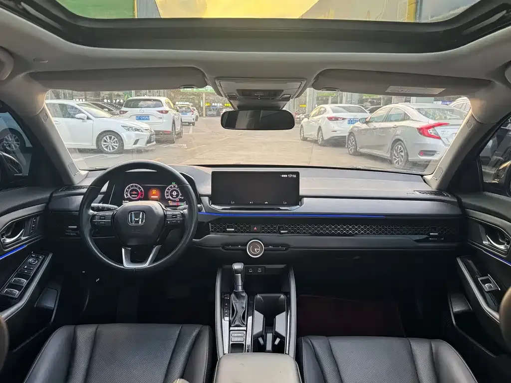 Honda Accord — фото 6