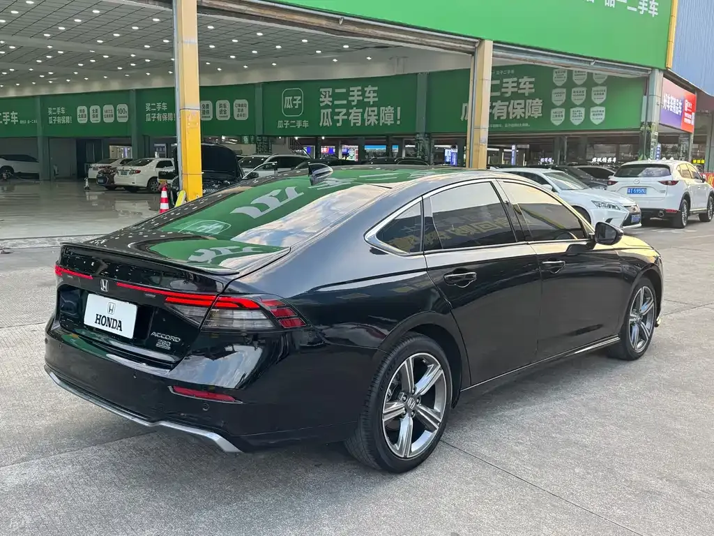 Honda Accord — фото 2