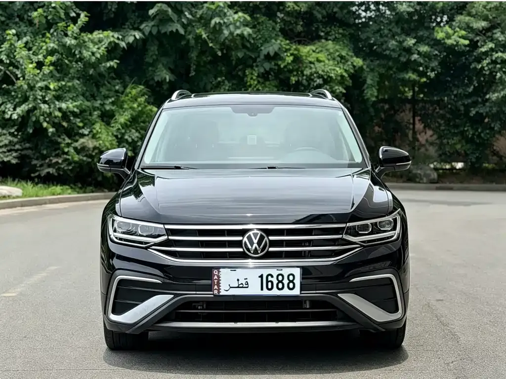 Volkswagen Tiguan L — фото 4