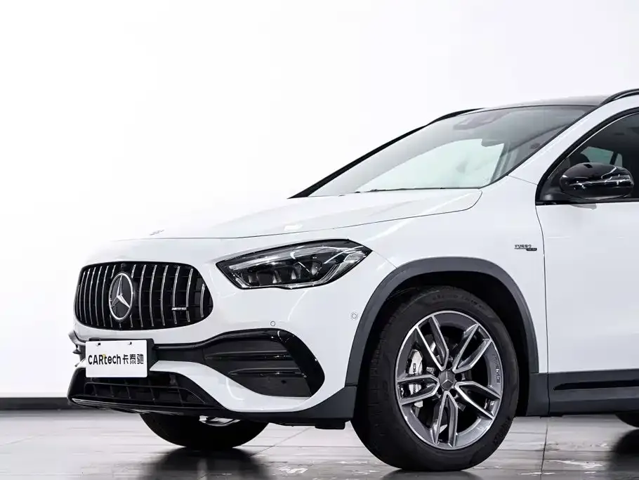 Mercedes-Benz GLA AMG — фото 9