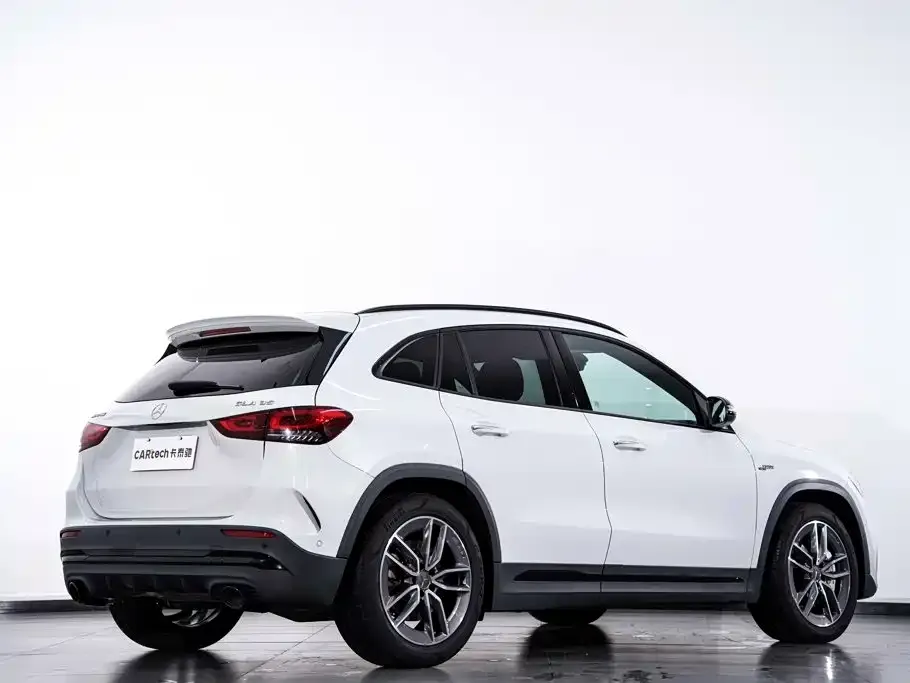 Mercedes-Benz GLA AMG — фото 3
