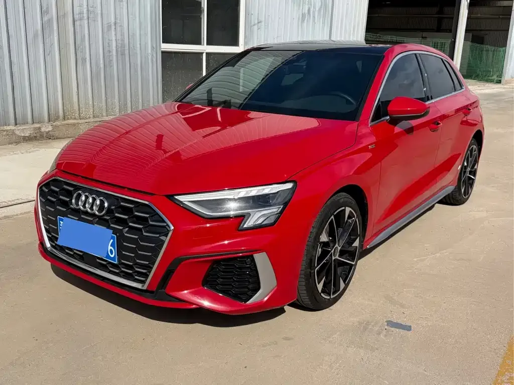 Audi A3 — фото 1