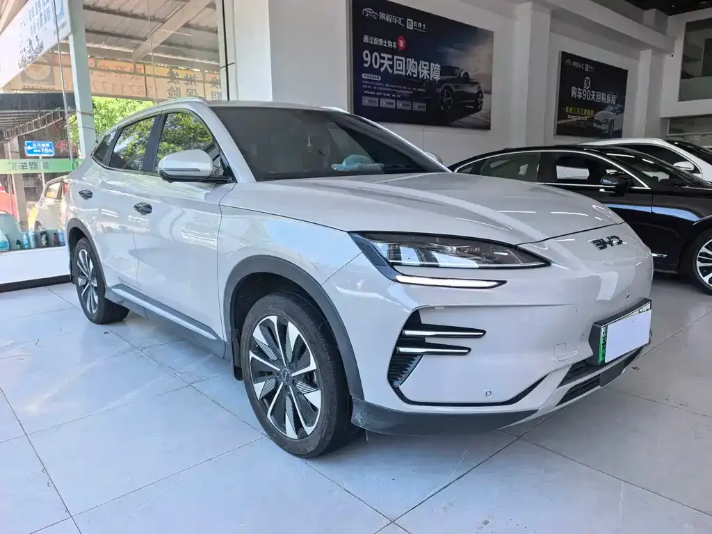 BYD PLUS New Energy — фото 5