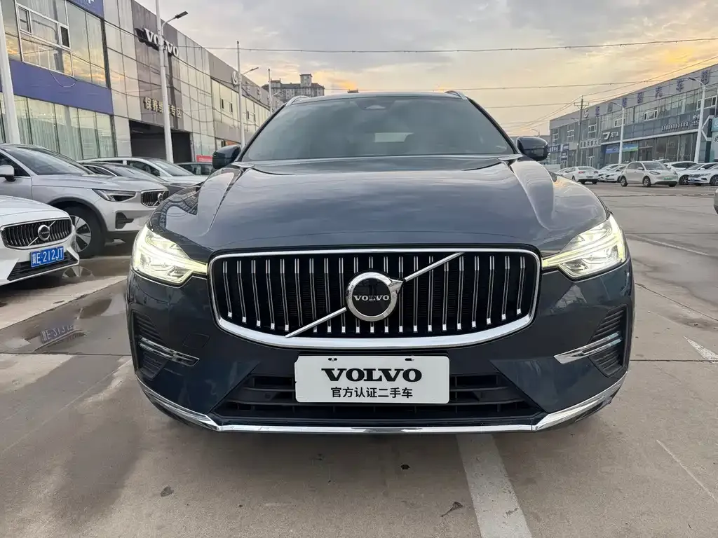 Volvo XC60 — фото 4