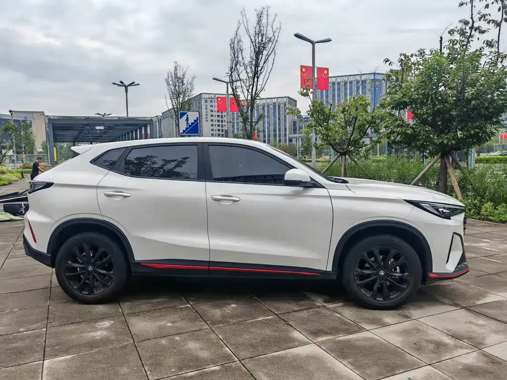 Changan X5 PLUS — фото 4