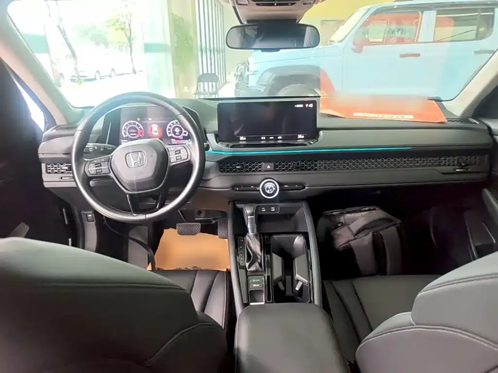 Honda Accord — фото 5