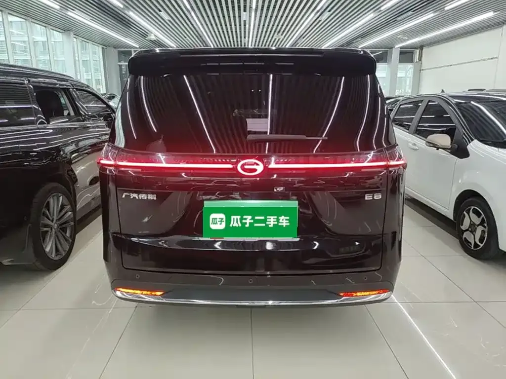 GAC Motor Trumpchi E8 PHEV — фото 8
