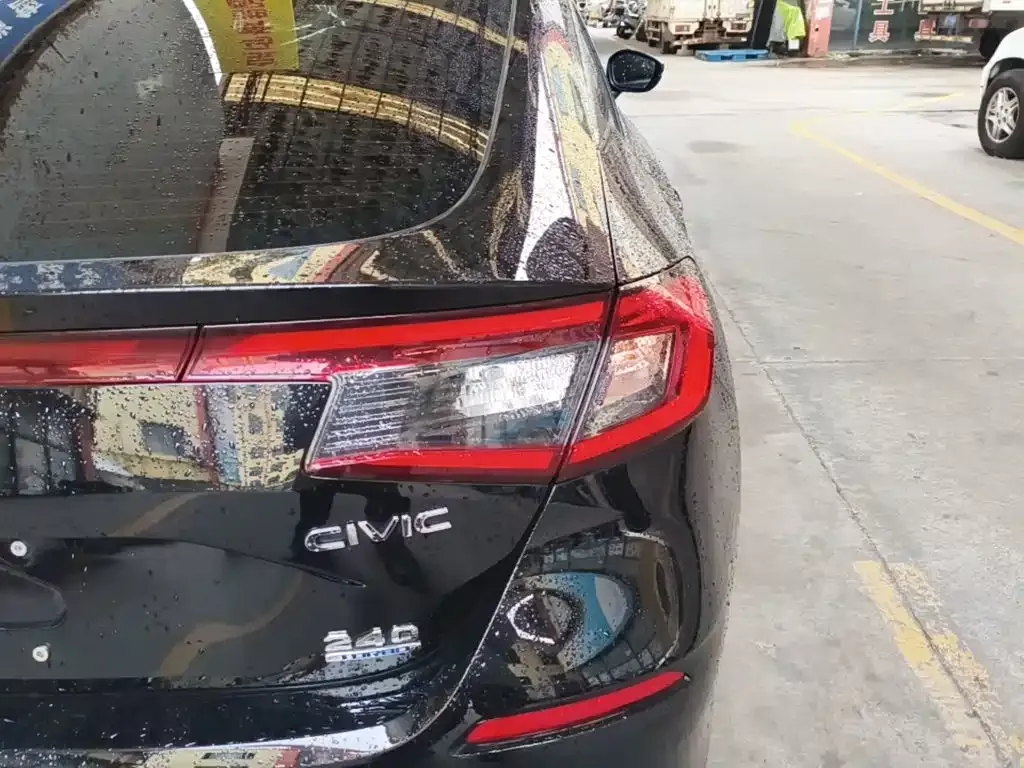 Honda Civic — фото 3