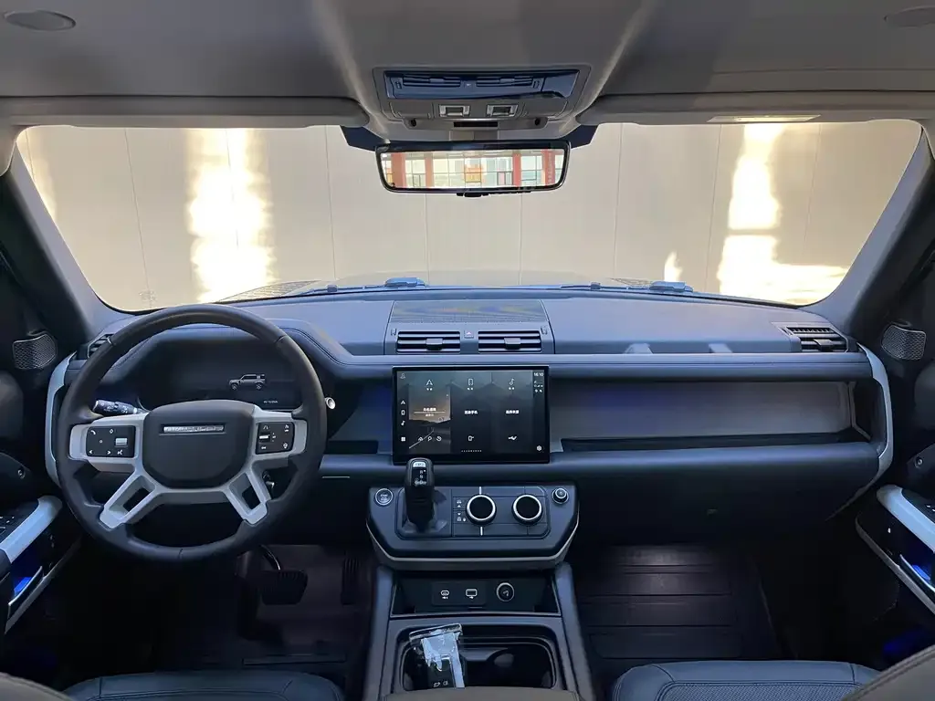 Land Rover Defender — фото 6