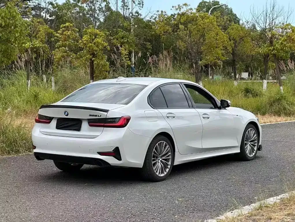 BMW 3 Series — фото 7