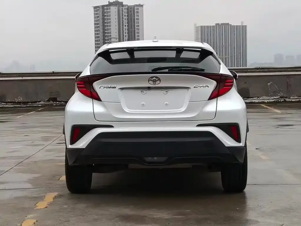 Toyota C-HR — фото 6
