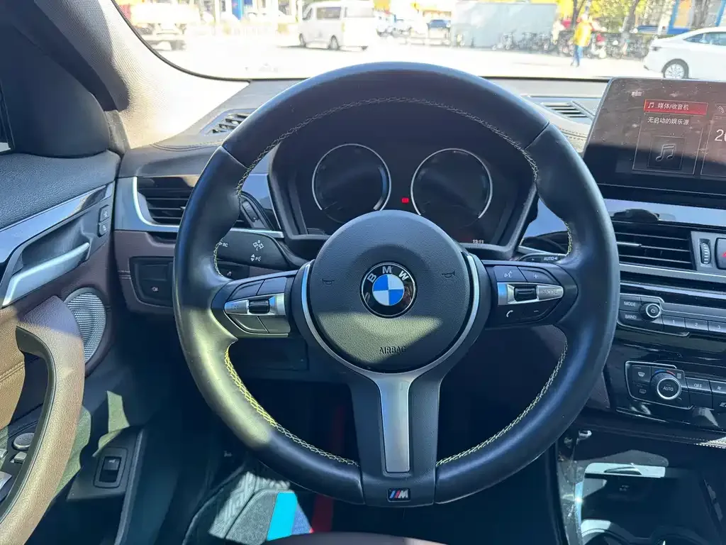 BMW X2 — фото 6
