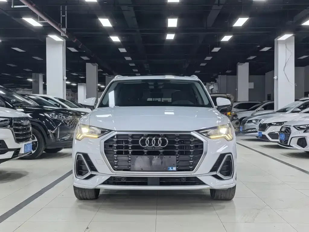 Audi Q3 — фото 4