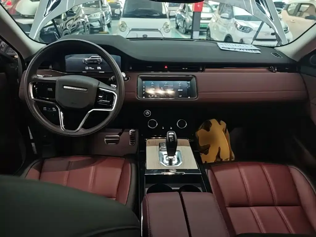 Land Rover Evoque PHEV — фото 2