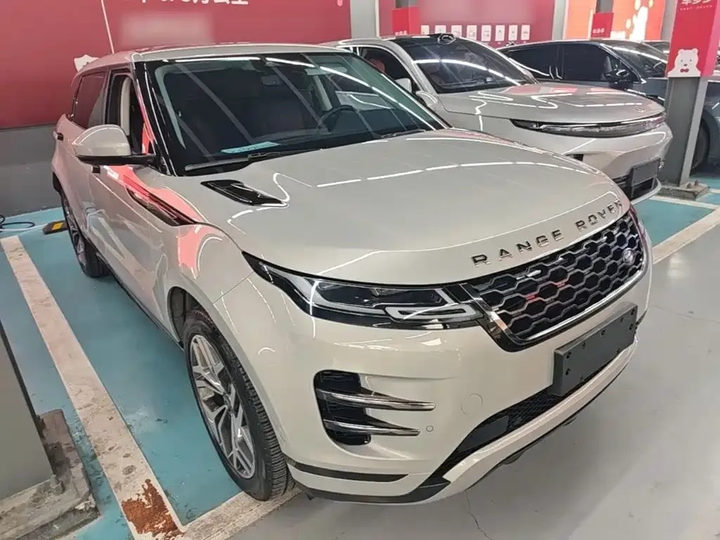 Land Rover Evoque PHEV — фото 8