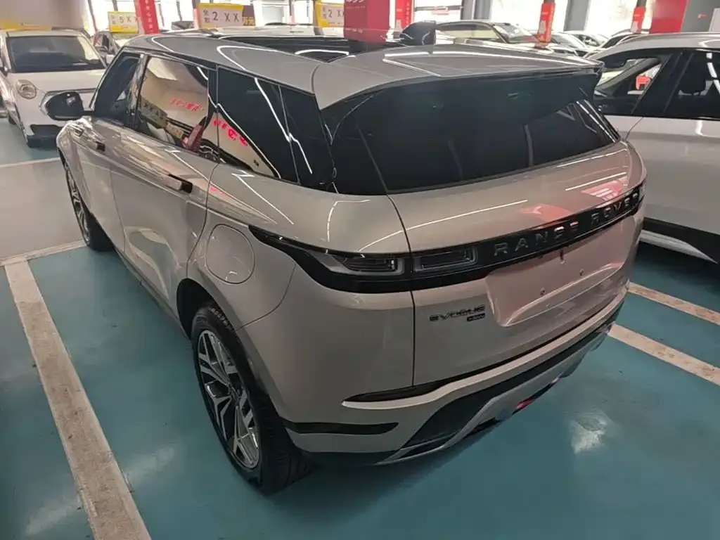 Land Rover Evoque PHEV — фото 3