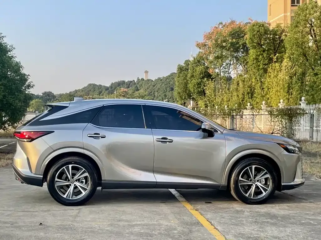 Lexus RX — фото 3