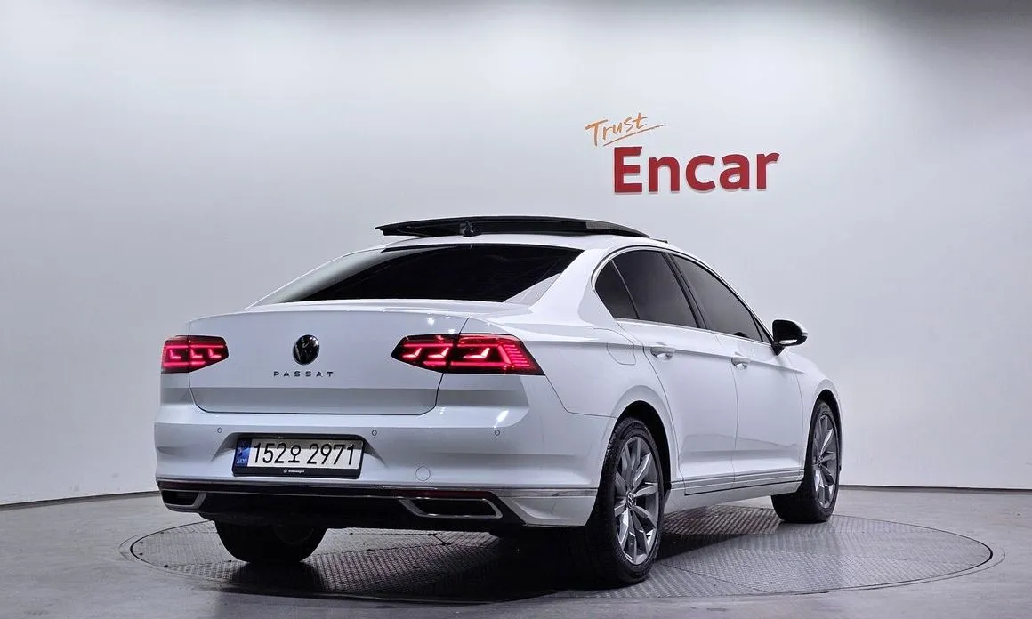 Volkswagen Passat — фото 4
