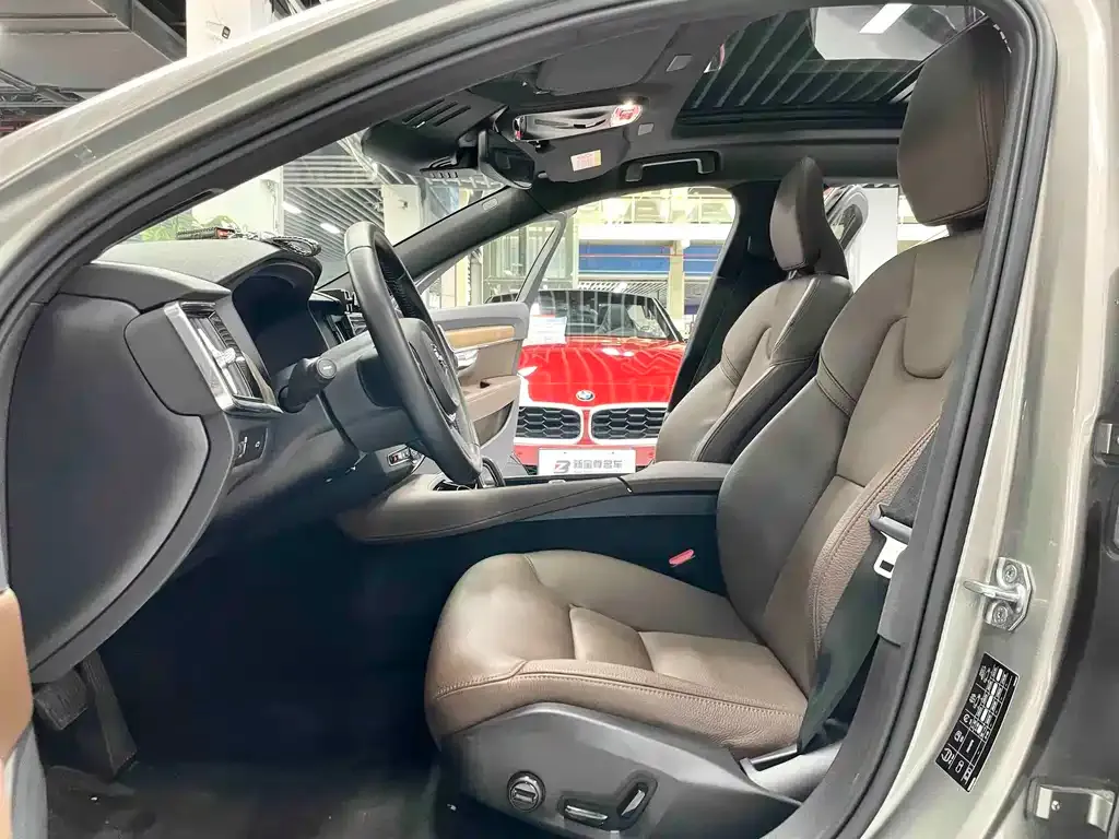Volvo S90 — фото 10