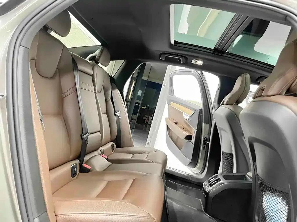 Volvo S90 — фото 6