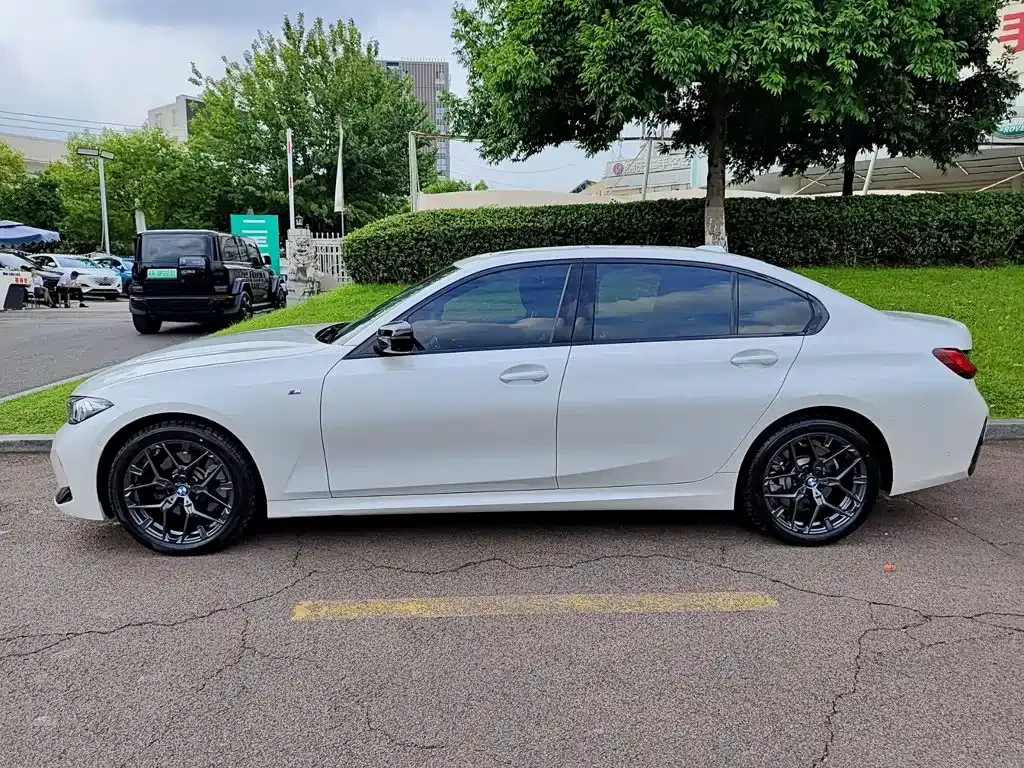 BMW 3 Series — фото 10