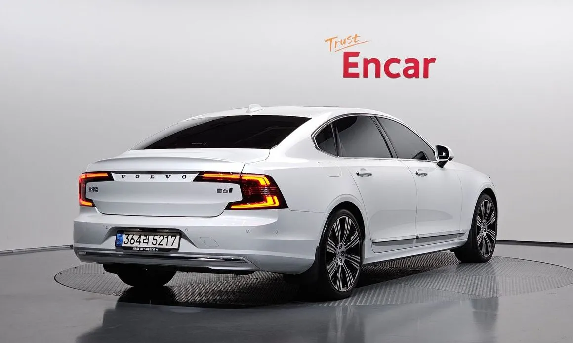 Volvo S90 — фото 4