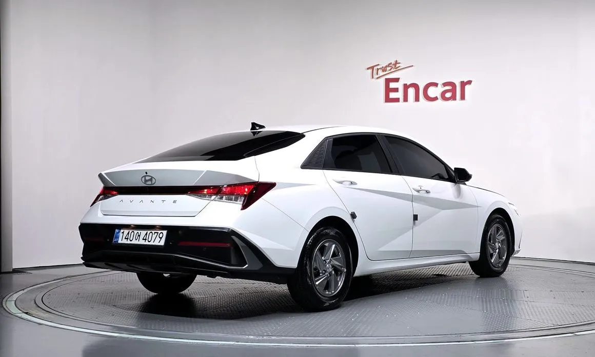 Hyundai AVANTE — фото 4