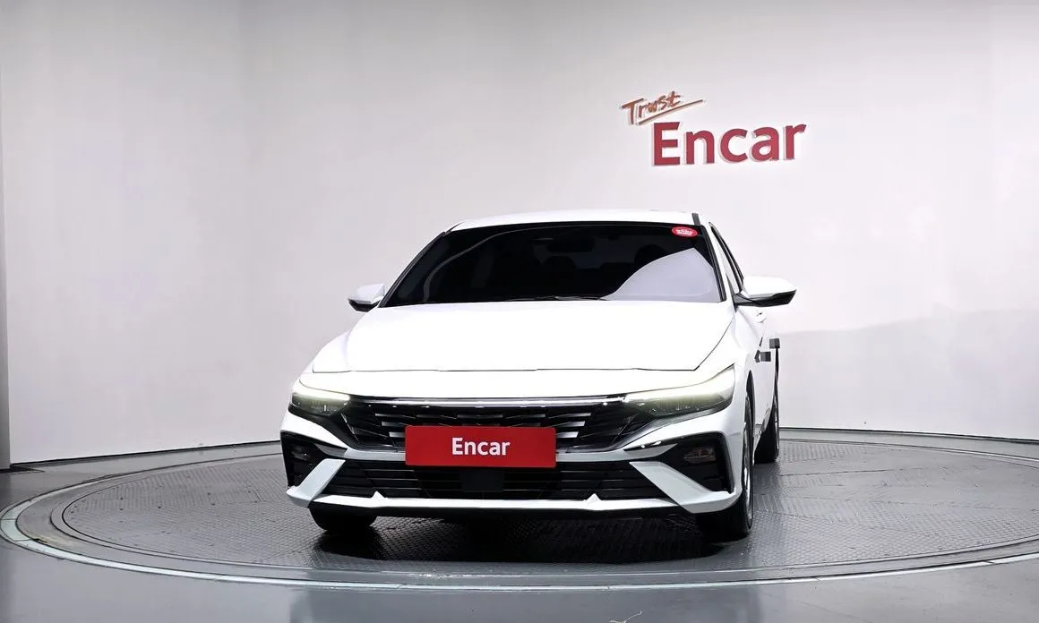 Hyundai AVANTE — фото 3